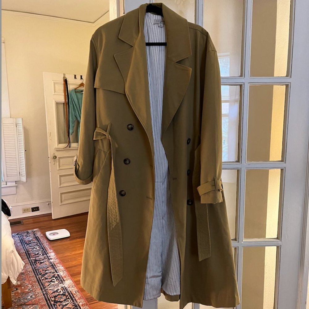 Nili Lotan Target Trench